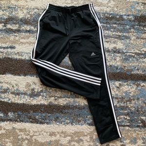 Adidas black track pants, joggers medium
